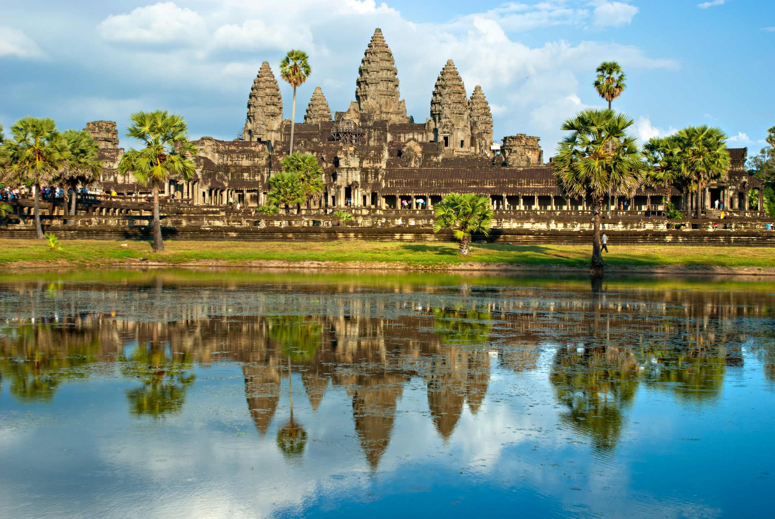 angkor wat temple siem reap cambodia