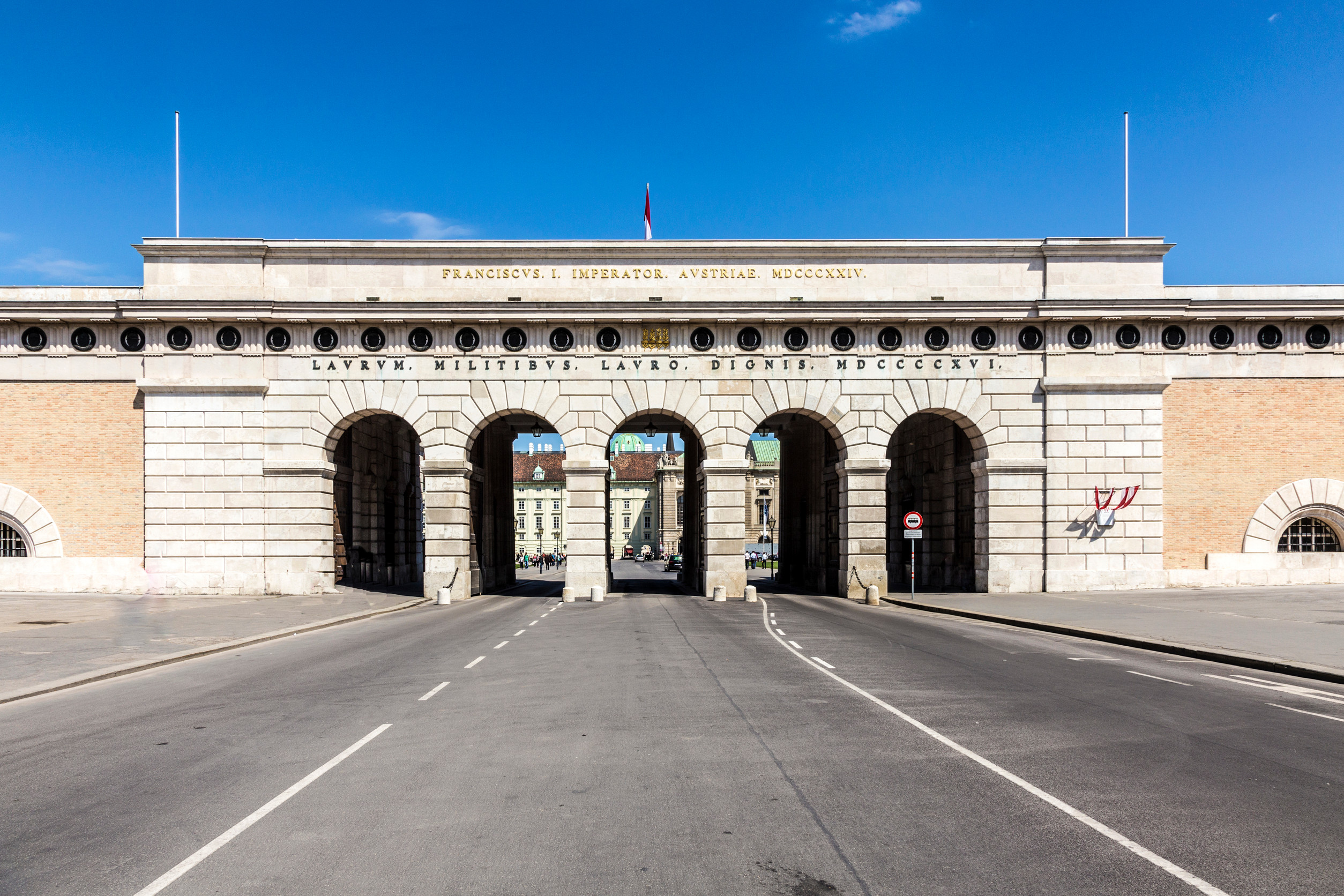 auseres burgtor gate monument in vienna austria