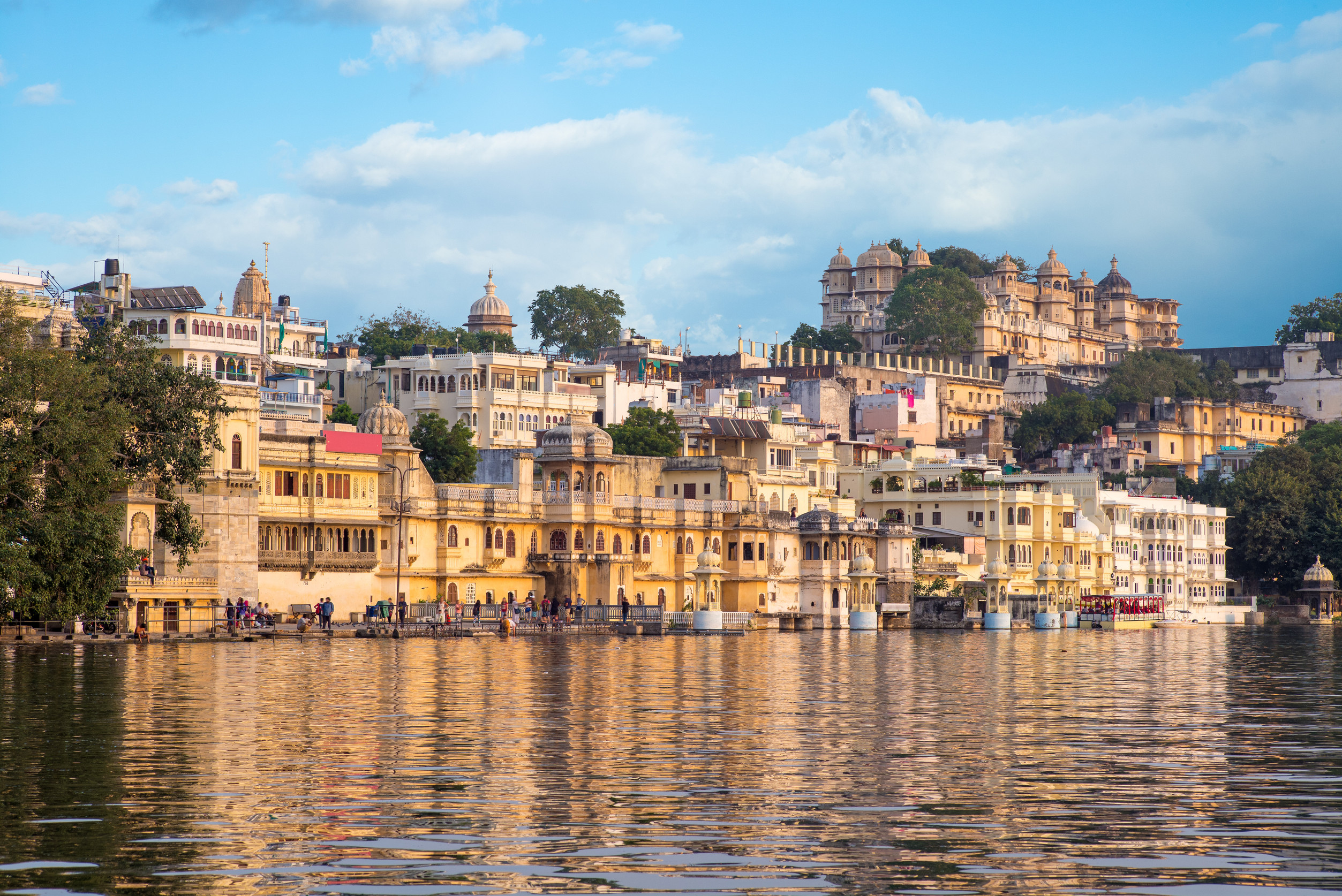 city palace in udaipur rajasthan india
