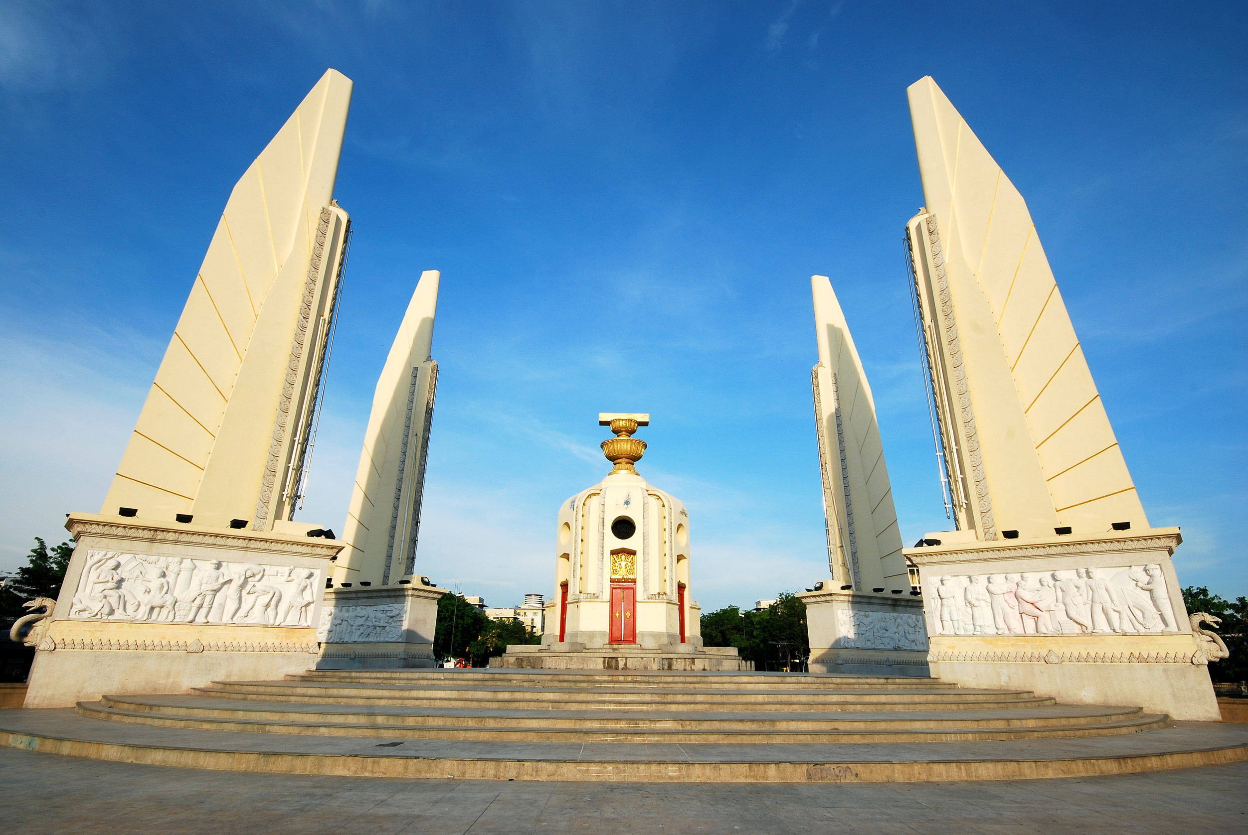 wat aroon one of landmark of bangkok
