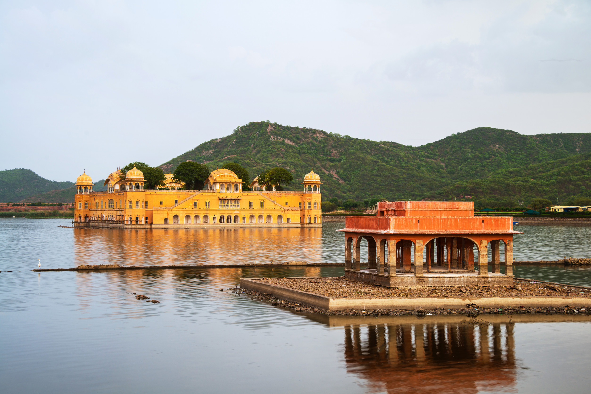 city palace in udaipur rajasthan india