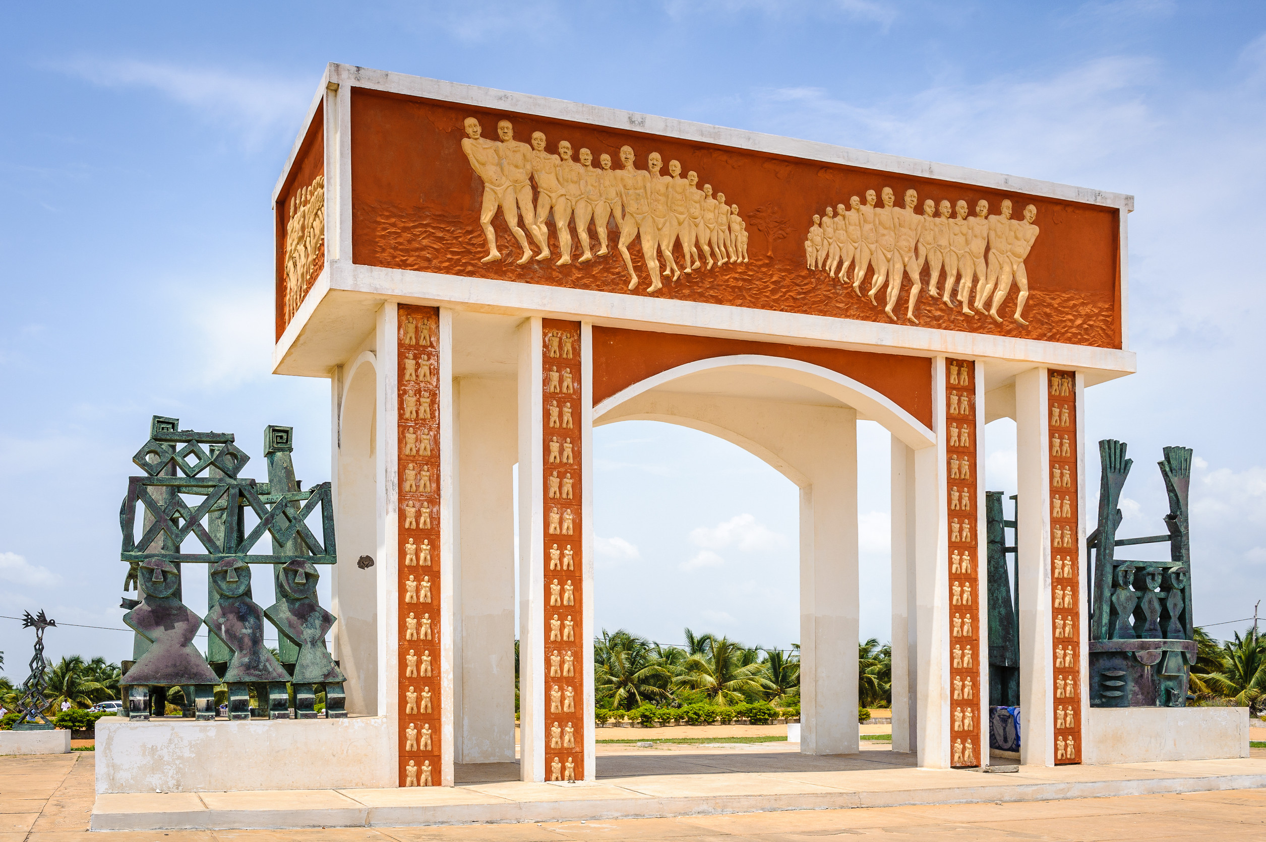 monument in benin africa